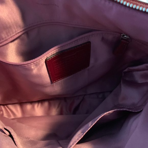 Coach - Picture 3 of 3